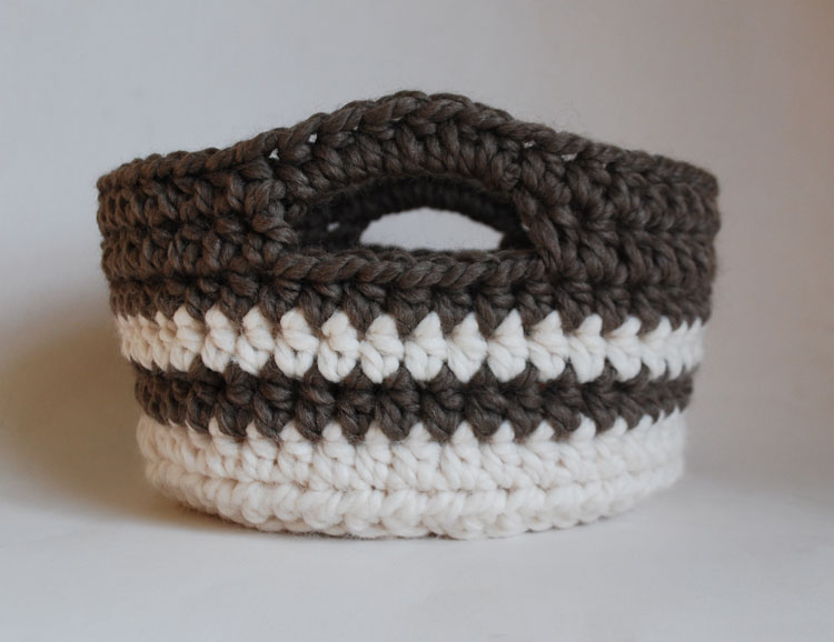 Chunky Crochet Ring 8.5